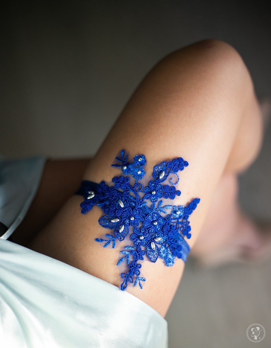 Podwiązka ślubna ręcznie robiona Blue Love - zdjęcie 1