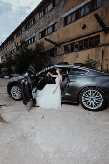 FORD Mustang do Ślubu - SAM PROWADZISZ - Promocyjne ceny 2022, Samochód, auto do ślubu, limuzyna Mogilno