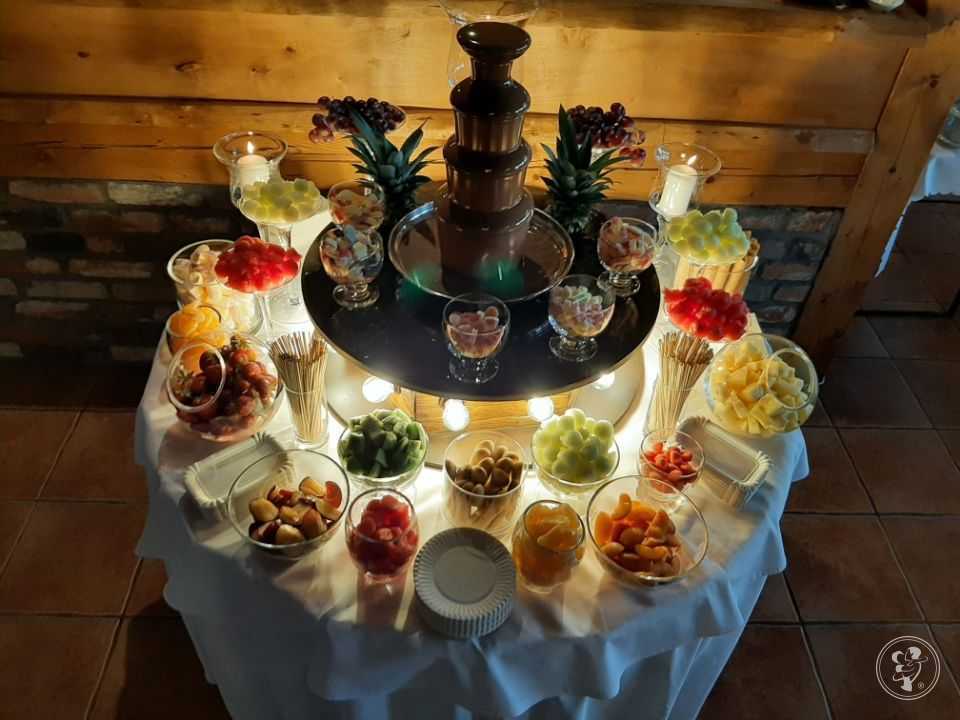 FONTANNA CZEKOLADOWA, napis Love, słodki stół Love, napis sweet, Legnica - zdjęcie 1
