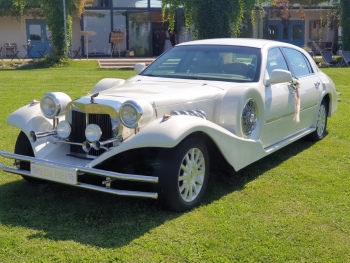 Ślub w stylu retro - Lincoln Excalibur, Samochód, auto do ślubu, limuzyna Opole