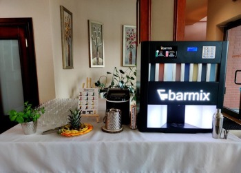 Barmix- Automatyczny Drink Bar w YourEvent, Barman na wesele Dębica