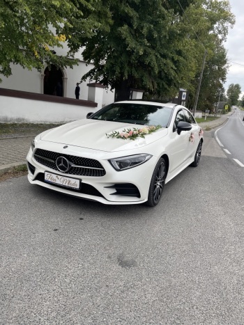 Mercedes CLS 2022 AMG line perłowy oraz szary mat CLA 2022 | Auto do ślubu Skawina, małopolskie