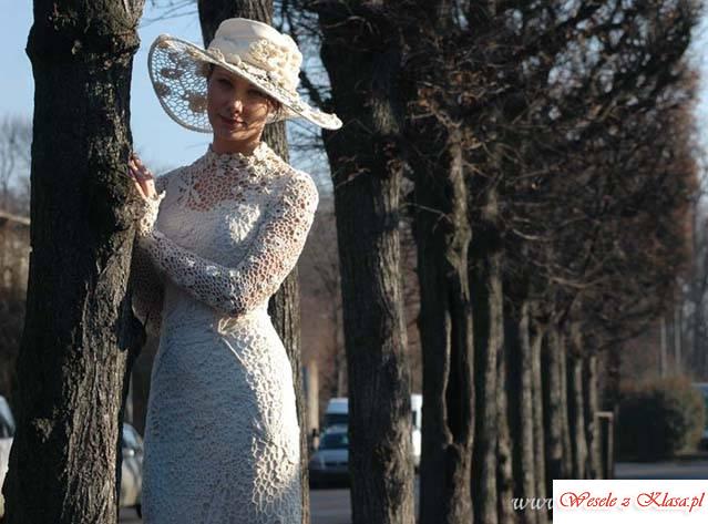 Autorska pracownia sukien scenicznych i ślubnych | Salon sukien ślubnych Prusice, dolnośląskie - zdjęcie 1
