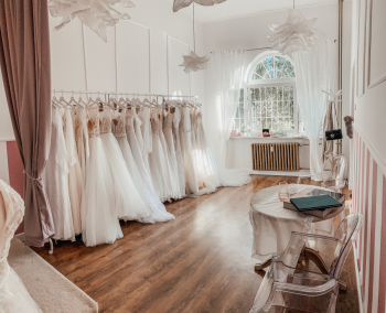 Wedding Dress Zero Waste, Salon sukien ślubnych Ogrodzieniec