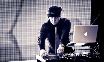 Dj Def Wave/ Vicemistrz Redbull Music 3Style/ Wyjątkowy repertuar, DJ na wesele Marki