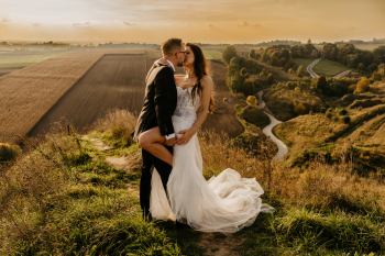 Paweł Robak Wedding Photography - Dron - Retro Fotobudka, Fotograf ślubny, fotografia ślubna Baćkowice
