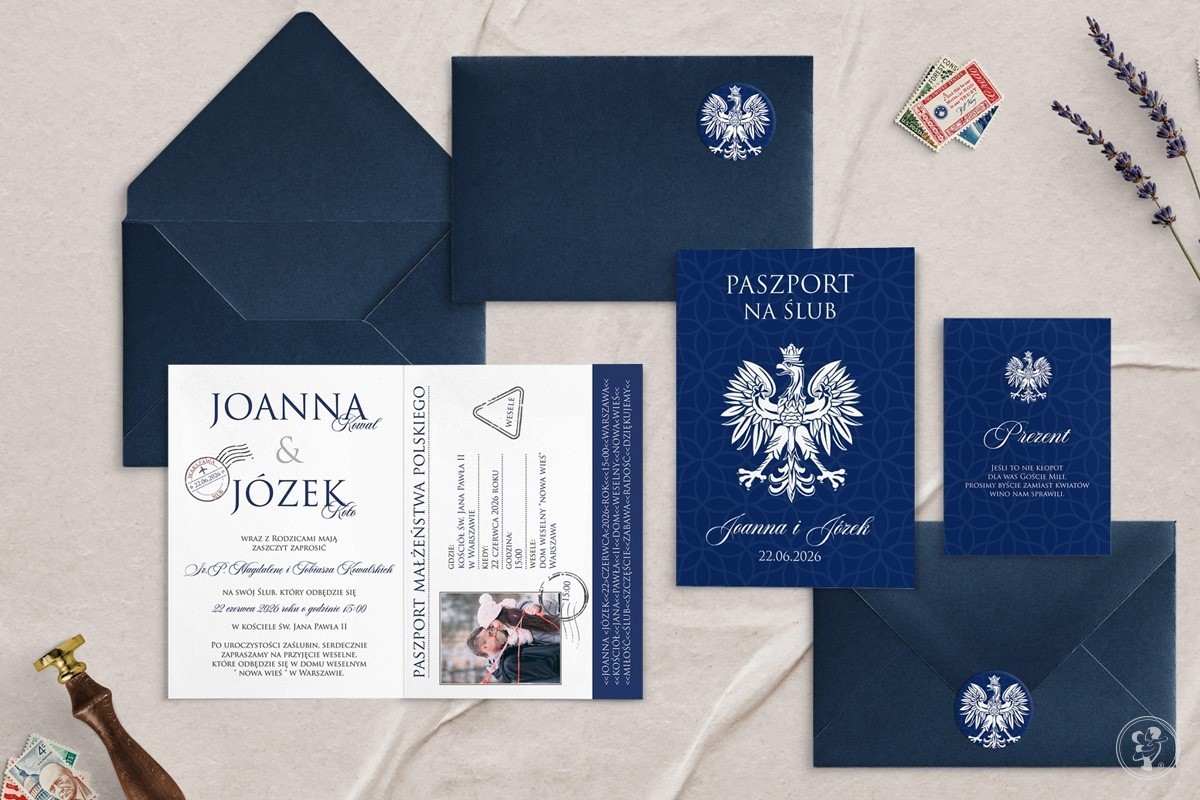 Zaproszenie składane Paszport niebieski - zdjęcie 1