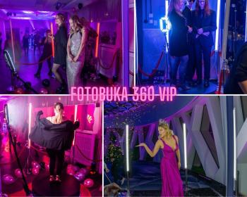 Fotobudka 360 FOTOLUSTRO miłość LOVE ciężki dym wyrzutnie iskier iskry | Fotobudka na wesele Warszawa, mazowieckie