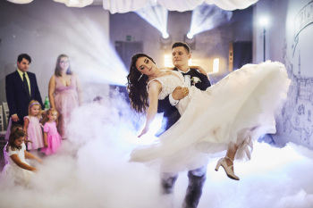 Dj Wodzirej Mixer - ciężki dym /oświetlenie dekoracyjne /napis LOVE, DJ na wesele Kostrzyn nad Odrą