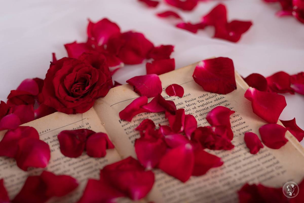 Świeże płatki róż i kwiaty cięte wysyłane na całą Polskę | Artykuły ślubne Goczałkowice-Zdrój, śląskie - zdjęcie 1