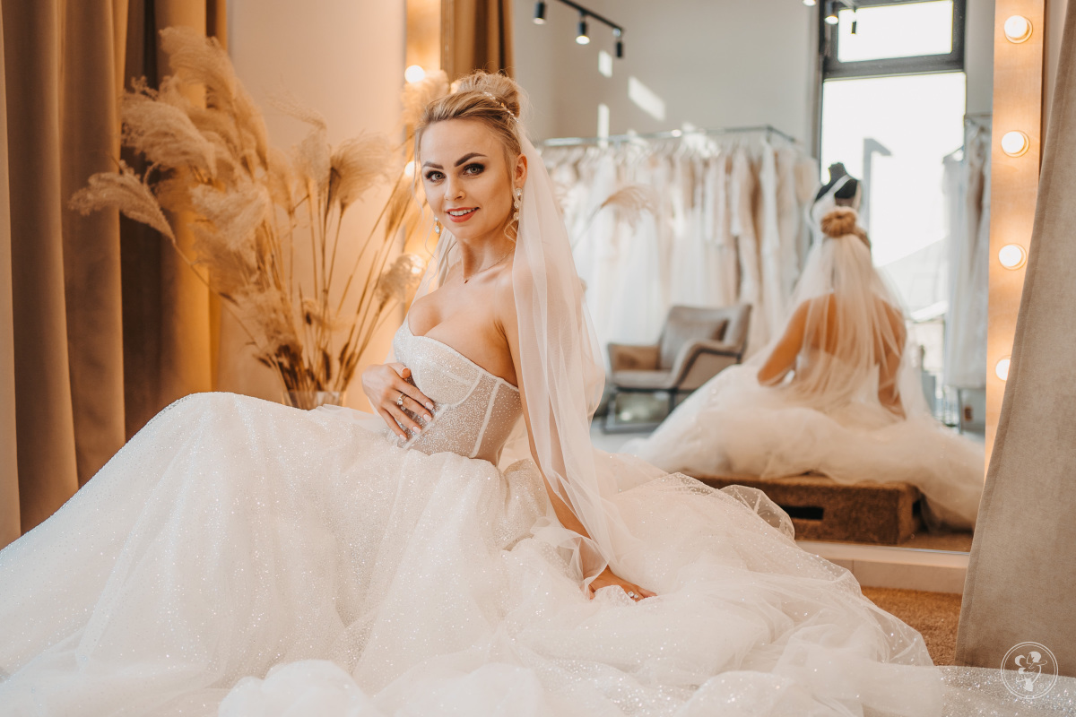 White FOX bride shop - Salon sukien ślubnych z drugiej ręki, Białystok - zdjęcie 1