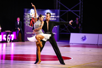 Pokazy taneczne Artur & Magdalena, show profesjonalnej pary tanecznej, Pokaz tańca na weselu Kałuszyn