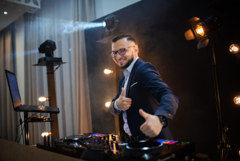 DJ/Konferansjer Arkadiusz Arczi Urbańczyk - URBY EVENTS /angielski/, DJ na wesele Czeladź