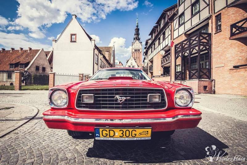 Czerwony Ford Mustang 1975 | Auto do ślubu Gdańsk, pomorskie - zdjęcie 1