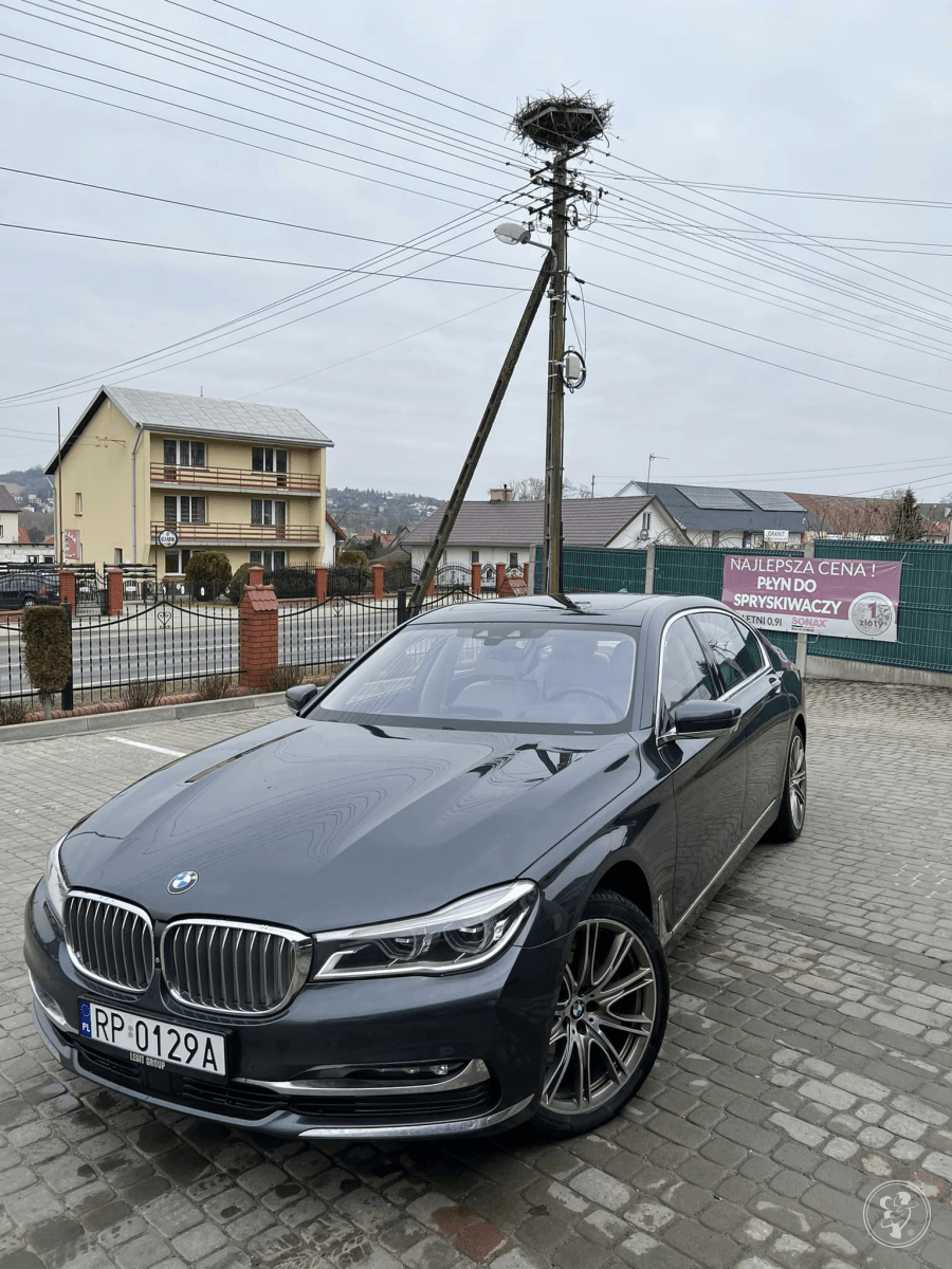 Limuzyna BMW 750Li, loża, 4os | Auto do ślubu Przemyśl, podkarpackie - zdjęcie 1
