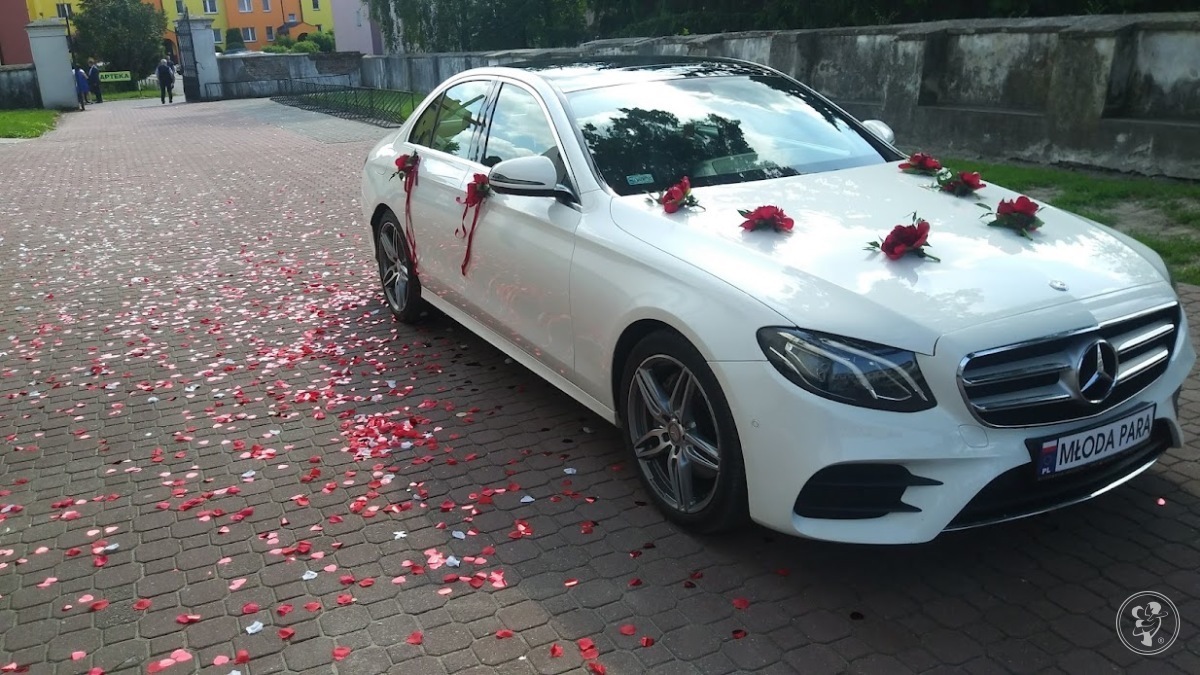 Piękny samochód do ślubu. Auto na ślub Mercedes AMG Biały | Auto do ślubu Łowicz, łódzkie - zdjęcie 1