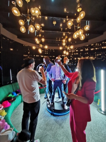 Fotobudka 360° • Wesela • Urodziny • 18-Nastki •Studniówki • Eventy | Fotobudka na wesele Katowice, śląskie