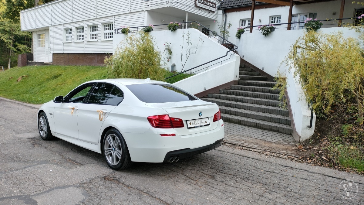 Białe BMW 5  | Auto do ślubu Borzytuchom, pomorskie - zdjęcie 1