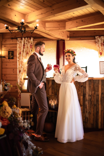 Wedding Cocktail Bar & Lounge - Obsługa barmańska wesel oraz eventów, Barman na wesele Osiek