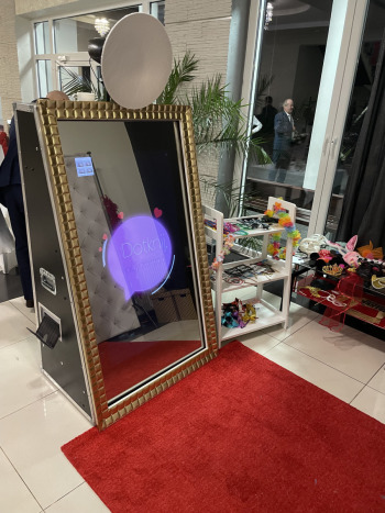 BWedding FOTOLUSTRO Kolorowy dym ISKRY Fotobudka 360 | Fotobudka na wesele Lublin, lubelskie