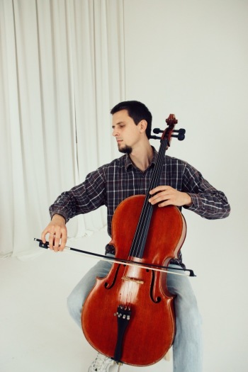 Anton Silicz Cellist | Oprawa muzyczna ślubu Łódź, łódzkie