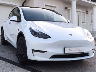Biała Tesla Y Dual Motor | Auto do ślubu Bilcza, świętokrzyskie