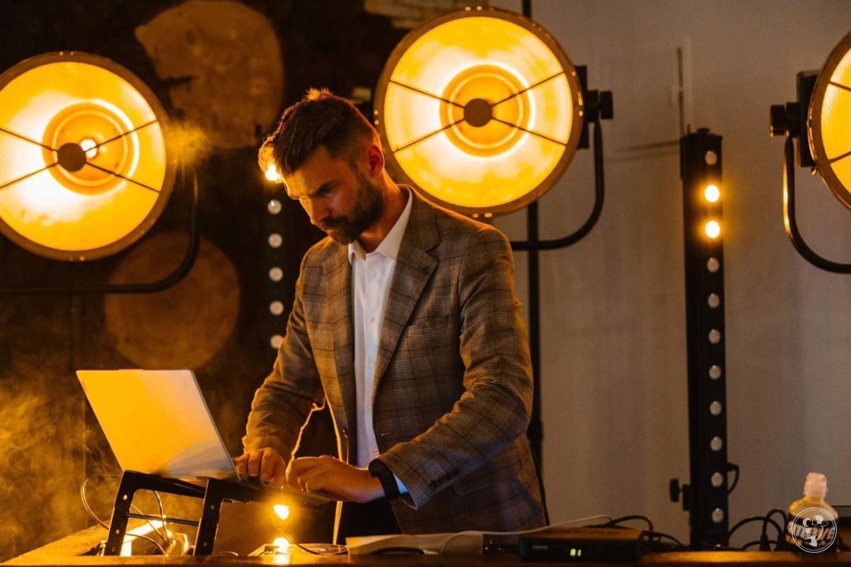 DJ Bogdan Pietrzak | DJ na wesele Warszawa, mazowieckie - zdjęcie 1
