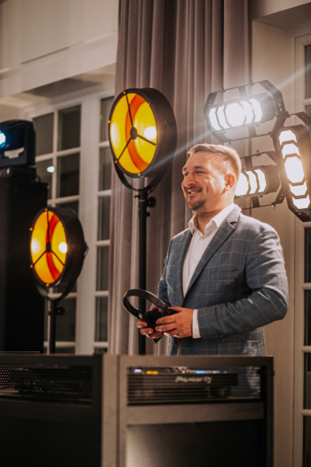 DJ Michał - DJ | Konferansjer | DJ na wesele Warszawa, mazowieckie