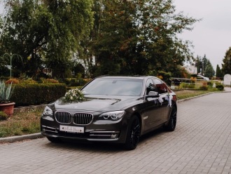 Auto do ślubu BMW 7 LIMUZYNA | Auto do ślubu Wrocław, dolnośląskie