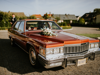 Do ślubu z klasą Cadillac De Ville | Auto do ślubu Wrocław, dolnośląskie
