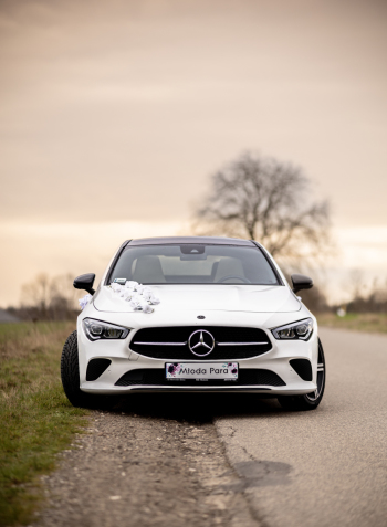 Biały Mercedes CLA | Auto do ślubu Łódź, łódzkie