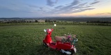 Vespa na sesję | Unikatowe atrakcje Kraków, małopolskie - zdjęcie 4