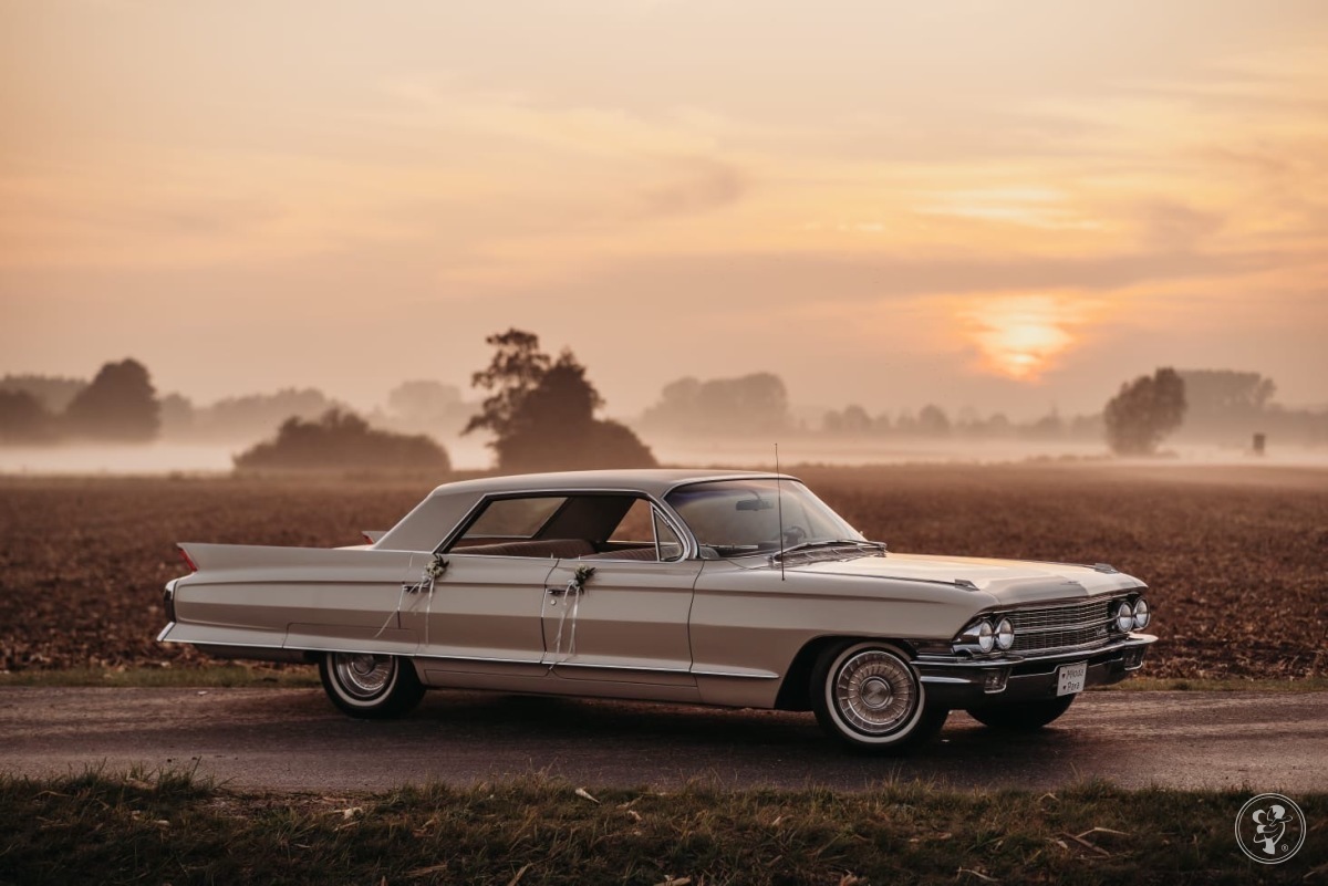 CADILLAC DEVILLE 1962r, 6-osobowy