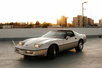 Szampańska Corvette C4 1985 | Auto do ślubu Rybnik, śląskie