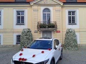 Samochód do ślubu- biała mazda | Auto do ślubu Białystok, podlaskie