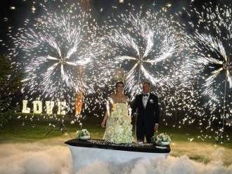 Literkowo oprawa tortu weselnego | Dekoracje ślubne Łomża, podlaskie