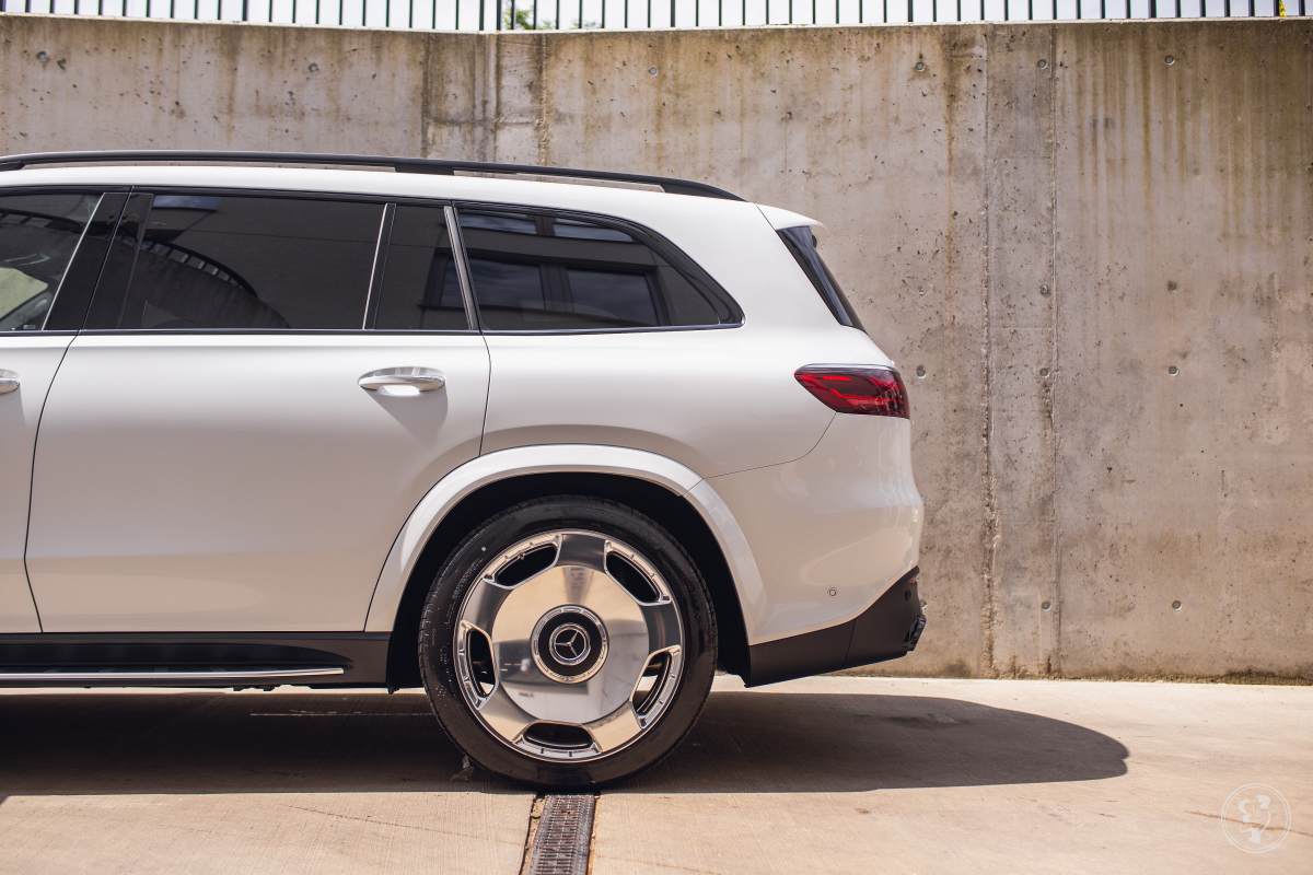 Mercedes AMG GLS63 | Auto do ślubu Kielce, świętokrzyskie - zdjęcie 1