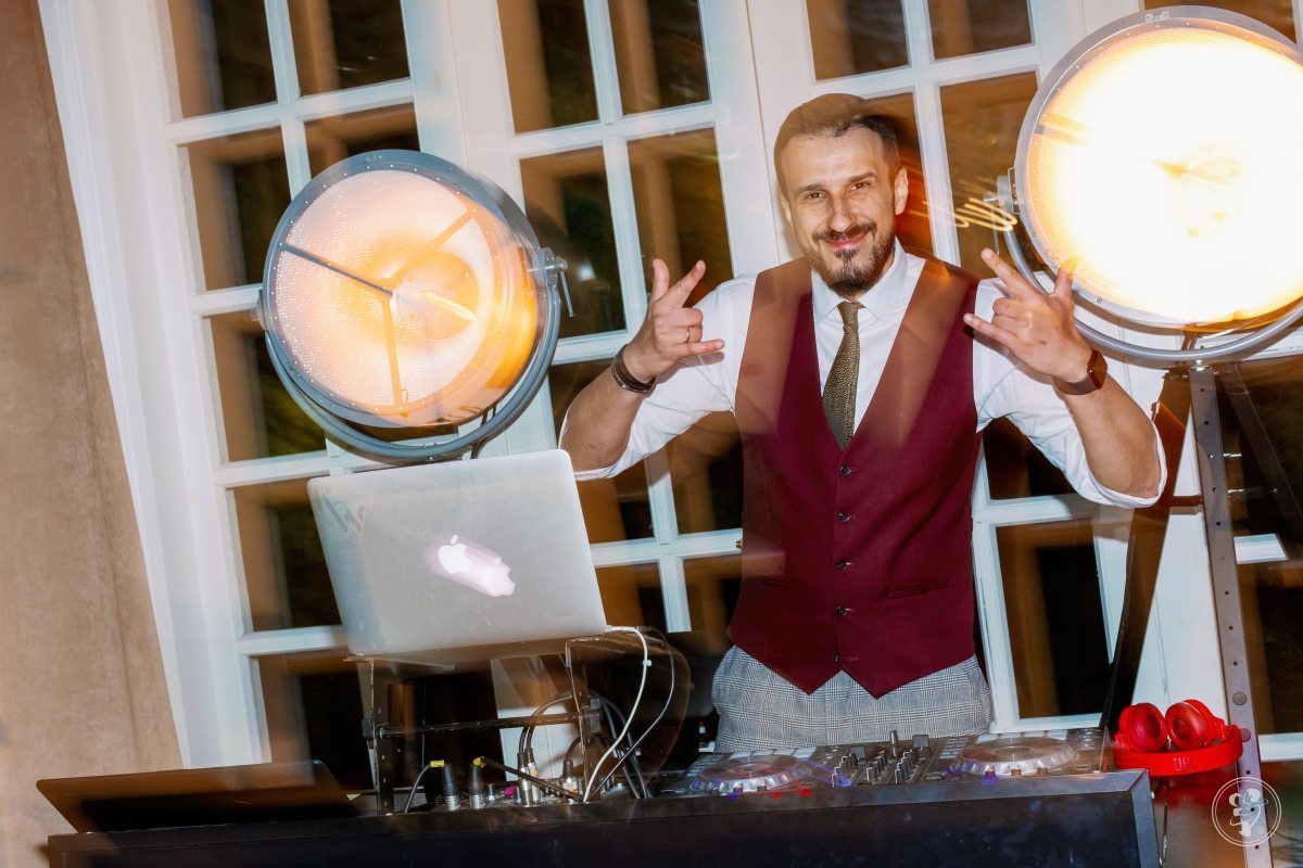 Dj Karol Wiśniewski | DJ na wesele Tarnobrzeg, podkarpackie - zdjęcie 1