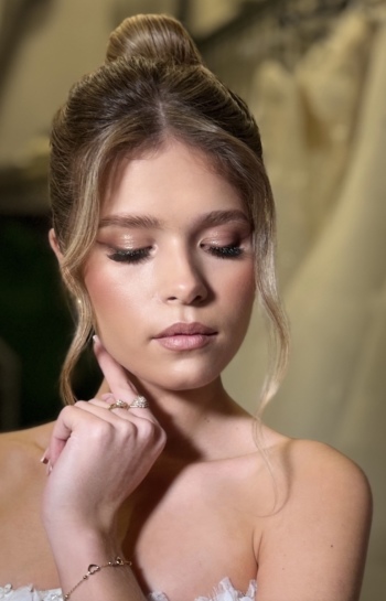 Agnieszka KM MakeUp | Uroda, makijaż ślubny Łódź, łódzkie