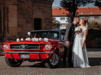Czerwony Ford Mustang 1965 | Auto do ślubu Jaworzno, śląskie