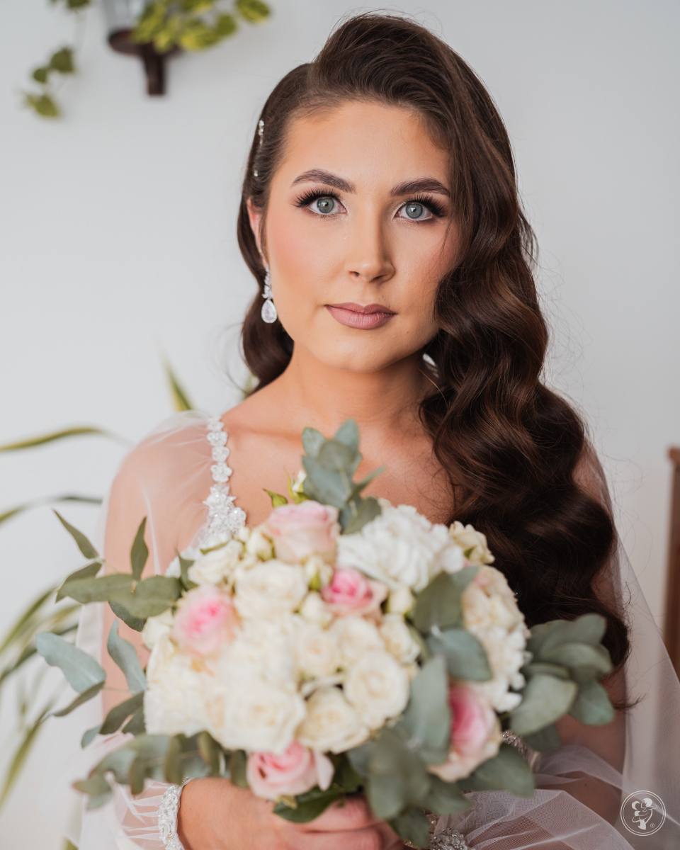 Katarzyna Kwiek Make Up & hair | Uroda, makijaż ślubny Legionowo, mazowieckie - zdjęcie 1