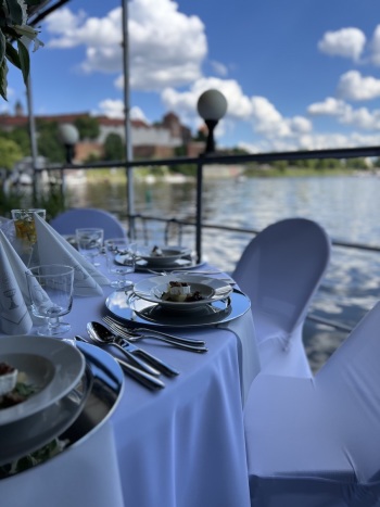 Wiślany Ogród & Statek Sobieski | Sala weselna Kraków, małopolskie