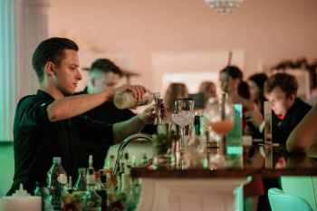 LOVESHOT Bar | Barman na wesele Warszawa, mazowieckie
