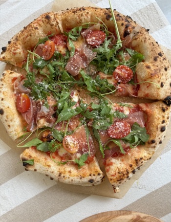 Bella Pizza Deliziosa | Unikatowe atrakcje Warszawa, mazowieckie