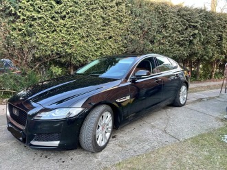 Czarny Jaguar XF | Auto do ślubu Sochaczew, mazowieckie