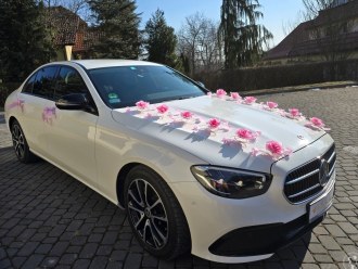 Biały Mercedes E - klasa | Auto do ślubu Kraków, małopolskie
