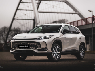 Luksusowy biały SUV MG Motor | Auto do ślubu Ustronie Morskie, zachodniopomorskie