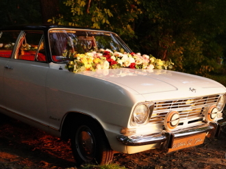 Opel Kadett Limuzyna z 1968r | Auto do ślubu Poznań, wielkopolskie