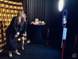 FotoBudka 360 Gold, FotoLustro | Fotobudka na wesele Warszawa, mazowieckie