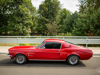 Mustang Fastback z 1967 roku | Auto do ślubu Rzeszów, podkarpackie